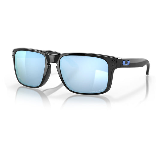 Another look at the Oakley Holbrook Sunglasses