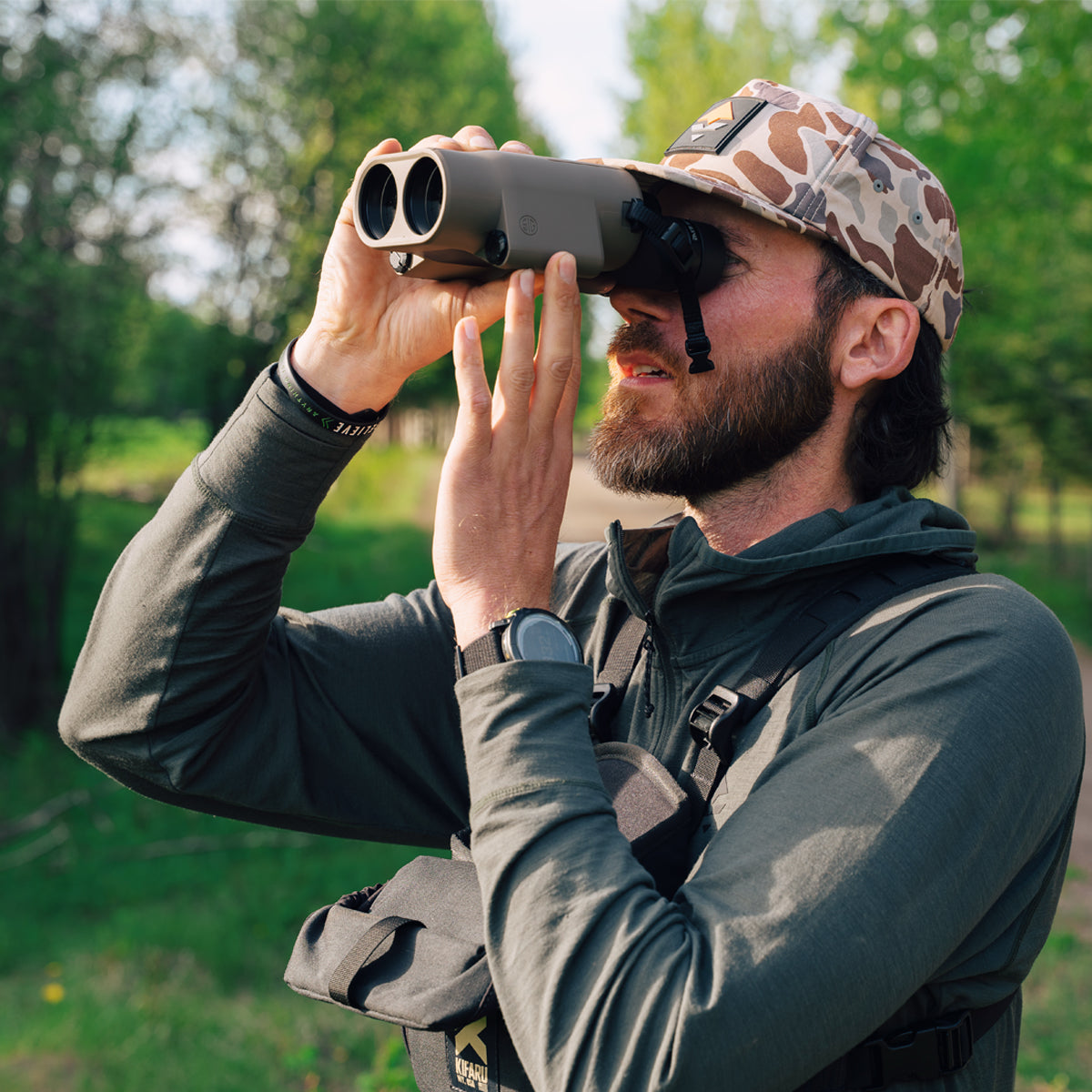 Sig Sauer ZULU6 HDX Pro 20x42mm Image Stabilized Binocular in  by GOHUNT | Sig Sauer - GOHUNT Shop